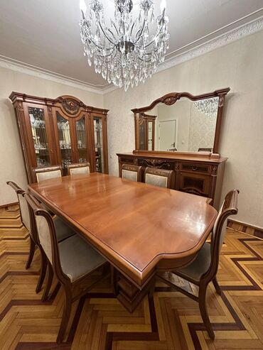 Qonaq otağı dəstləri: İşlənmiş, Rəf, Masa və oturacaqlar, Servant, Kredit yoxdur — 17