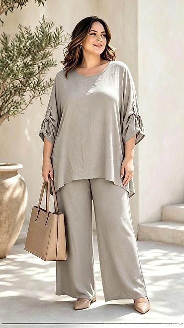 minduse: 08. Komplet za punije
2XL 3XL 4XL
Cena : 3.200 dinara H — 4