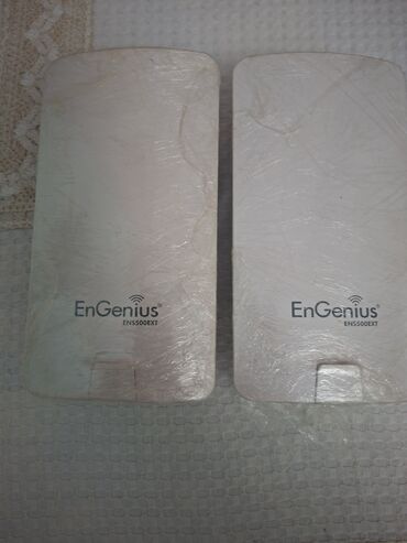 ont modem: ENGENIUS POINT TO POINT 5 GHZ. ACCESPOINT REPITOR