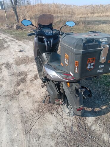 Скутеры: Макси-скутер 180 куб. см, Бензин at lalafo.kg — 8 Скутеры: Макси-скутер 180 куб. см, Бензин — 8