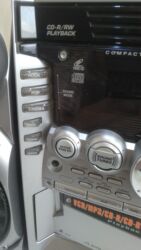 Musiqi mərkəzləri: JVC Original maldı 2 Basovikli Kalonkası + 2 Frontal kalonkası — 4