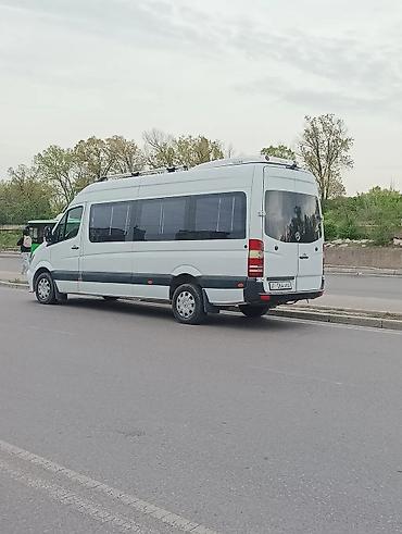 rex sprinter: Переоборудованный микроавтобус Mercedes-Benz с кожаными сиденьями — 7