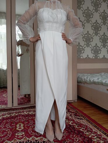 платья белое: Вечернее платье, Длинная модель, С рукавами, Корсет, S (EU 36), M (EU 38)