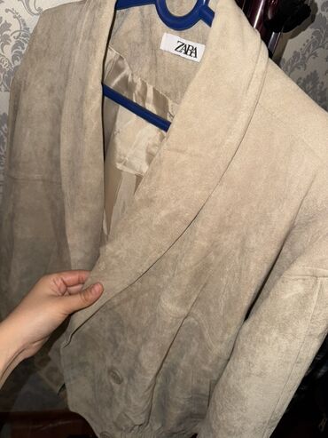 дизайнеры свадебных платьев: Бомбер-жакет ZARA из искусственной замши - Бренд: ZARA (ярлык на