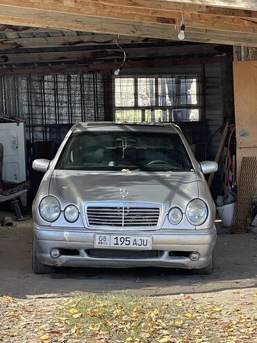 коврик на панель авто: Mercedes-Benz E-Class: 1997 г., 2.8 л, Автомат, Бензин, Седан