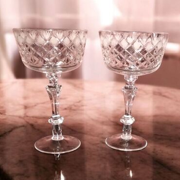 qab qaçaq: Xrustal murebbe qablari. Cutu 40 man. Unvan Zabrat 1