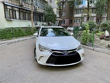 byd e2 2024: Toyota Camry: 2016 г., 2.5 л, Автомат, Гибрид, Седан — 1