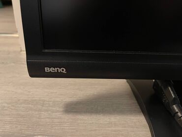Monitori: Monitor br.104 Benq 22 inca, uvoz Svajcarska Napomena : Monitor ima — 2