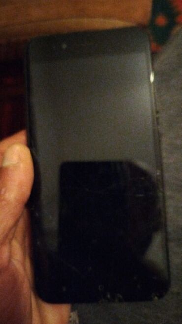 Apple iPhone: IPhone 5s, Space Gray, Barmaq izi — 5