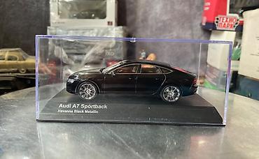 İncəsənət və kolleksiyalar: Audi, 2010 il, 1:43, Dəmir, Ödənişli çatdırılma — 7