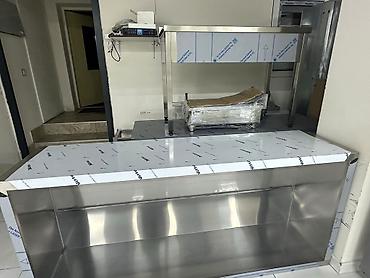 Yeni restoran Metbex avadanliqlari satilir. Stol alt rəfli üstü lalafo.az -da Yeni restoran Metbex avadanliqlari satilir. Stol alt rəfli üstü
