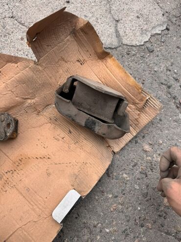 Другие автозапчасти: Запчасти для Mitsubishi space gear — 16