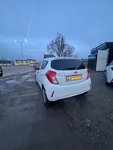 Chevrolet: Chevrolet Spark: 2017 г., 1 л, Вариатор, Бензин, Хэтчбэк — 6