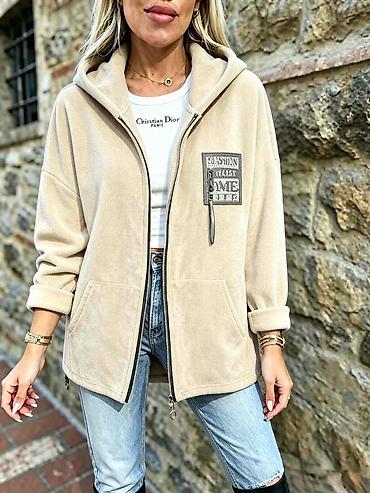 louis vuitton majce: Predobri jesenji duksevi
Cena 2950
Velicine: od s do 2xl
Vel.235 — 1