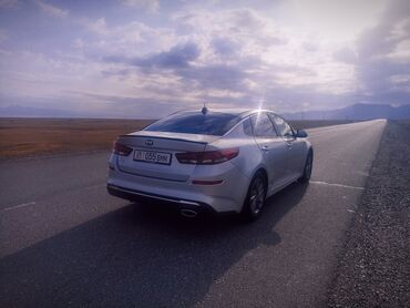 дом в колесах: Kia K5: 2018 г., 2 л, Автомат, Газ, Седан