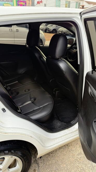 Chevrolet: Chevrolet Spark: 2020 г., 1 л, Автомат, Бензин, Хэтчбэк — 16