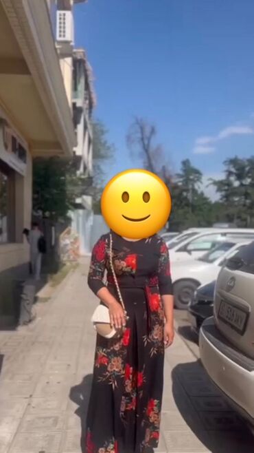 платье футляр теплое: Платье макси с цветочным принтом - Длина: макси - Цвет: черный фон с