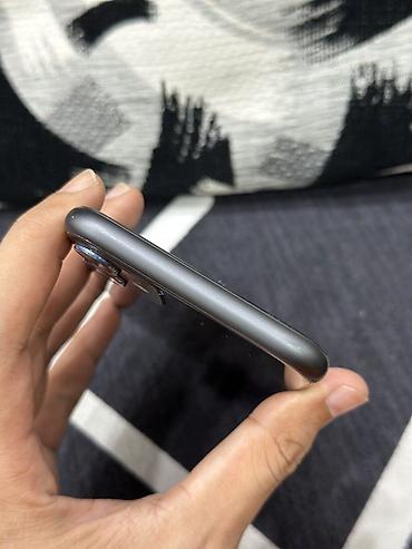 iphone komputer: IPhone 11, 128 GB, Qara, Zəmanət, Face ID, Sənədlərlə — 4
