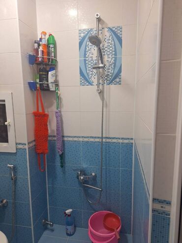 Köhnə tikili: Bakı, 2-ci mikrorayon, 3 otaqlı, Köhnə tikili, m. Memar Əcəmi, 55 kv. m -da lalafo.az — 17 Köhnə tikili: Bakı, 2-ci mikrorayon, 3 otaqlı, Köhnə tikili, m. Memar Əcəmi, 55 kv. m — 17