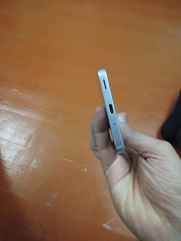 телефон fly fs521 power plus 1: Samsung Galaxy A17, цвет - Серебристый, Отпечаток пальца — 5