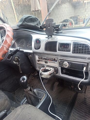 машина нексия 2: Hyundai : 2007 г., 2.5 л, Механика, Дизель, Van
