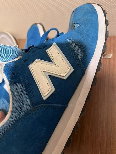 ket ayaqqabı: New Balance original — 6