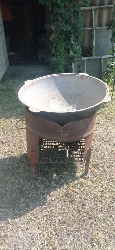 купить лазерный уровень в бишкеке: Продаю казан с подставкой