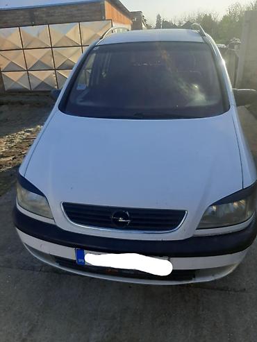 Opel: Opel Zafira A – sedmosed, bele boje, praktičan porodični MPV. Glavne — 2