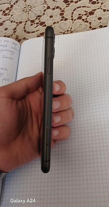 asus tuf 15: IPhone 11, 64 GB, Qara — 10