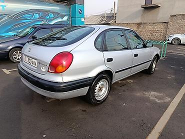 Toyota: Toyota Corolla: 2001 г., 1.6 л, Автомат, Бензин, Хэтчбэк — 5