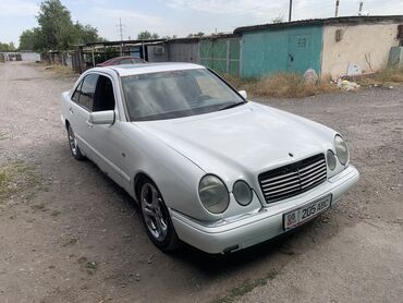 мерс 1996: Mercedes-Benz 200: 1996 г., 2 л, Автомат, Бензин, Седан