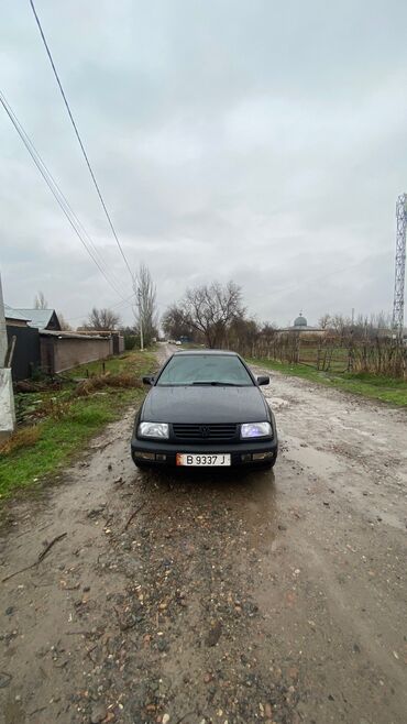 радиатор опель зафира а: Volkswagen Vento: 1993 г., 2 л, Механика, Бензин, Седан