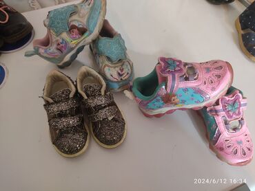 секонд хенд обувь: Детская обувь. от 50-200 сомов. размер 22-28