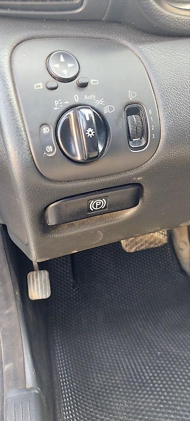 Mercedes-Benz: Mercedes-Benz C-Class: 1.8 l | 2002 il Sedan — 21