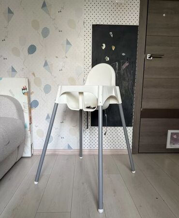 домашняя качеля: Стул хороший. И что самое главное не маркий. Моется легко. Да и детям