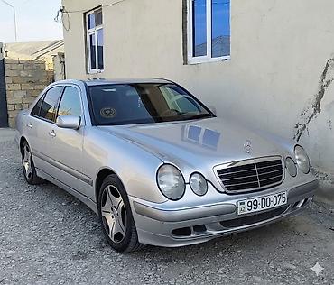 w210 amg: Mercedes-Benz E-Class: 2.2 l | 2001 il Sedan — 4