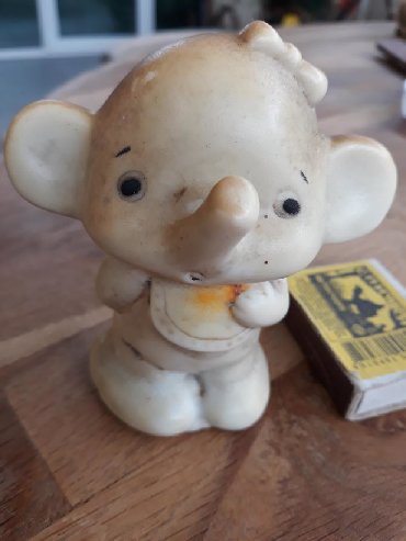 uşaq üçün toy donları: Игрушка из прошлого