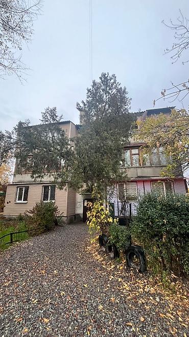 Продажа квартир: 3 комнаты, 52 м², Индивидуалка, 2 этаж at lalafo.kg — 13 Продажа квартир: 3 комнаты, 52 м², Индивидуалка, 2 этаж — 13
