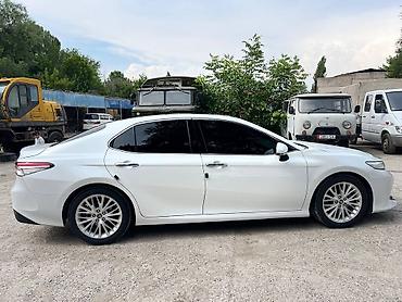 Toyota: Toyota Camry: 2018 г., 2.5 л, Автомат, Бензин, Седан — 9