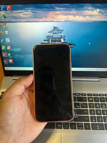 IPhone XR, 256 ГБ Характеристики и детали: - Модель: iPhone XR