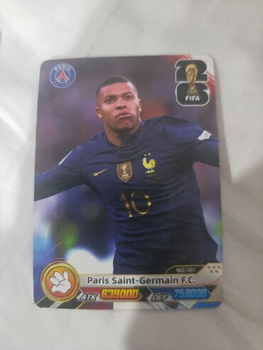 национальные формы: Коллекционная карточка с нападающим клуба Paris Saint‑Germain F.C