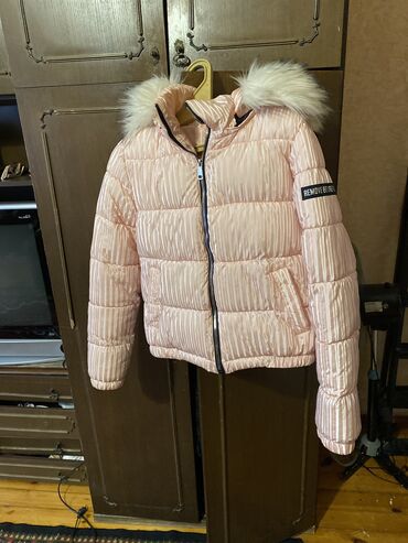 детская розовая одежда: Куртка XL (EU 42), цвет - Розовый