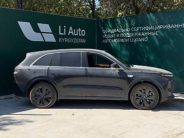 byd e6: Lixiang L6: 2025 г., 1.5 л, Автомат, Гибрид, Кроссовер — 4