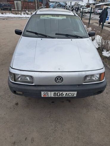продам пассат б3: Volkswagen Passat: 1989 г., 1.8 л, Механика, Бензин, Универсал