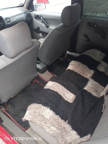 Volkswagen: Volkswagen Passat Variant: 1992 г., 1.8 л, Механика, Бензин, Универсал — 7