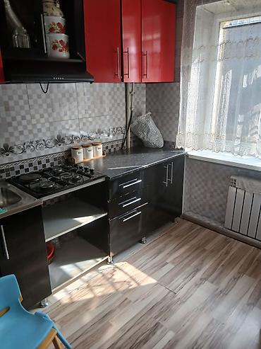 Батирлерди ижарага берүү: 2-комнатная квартира продаётся 2 ком кв на 3 этаже,,солнечная — 2