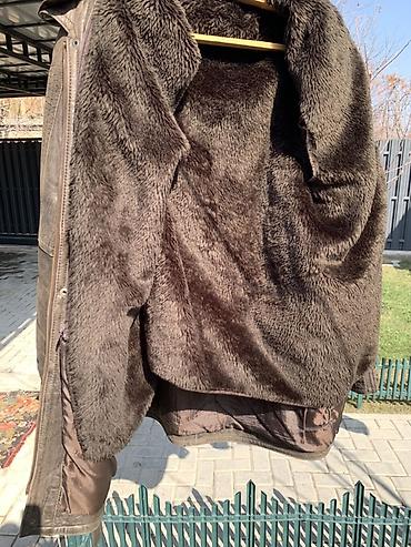 ички кийим: Эркектердин пальтосу, 3XL, Колдонулган, түсү - Күрөң, Өзү алып кетүү, Акысыз жеткирүү, Акылуу жеткирүү — 2