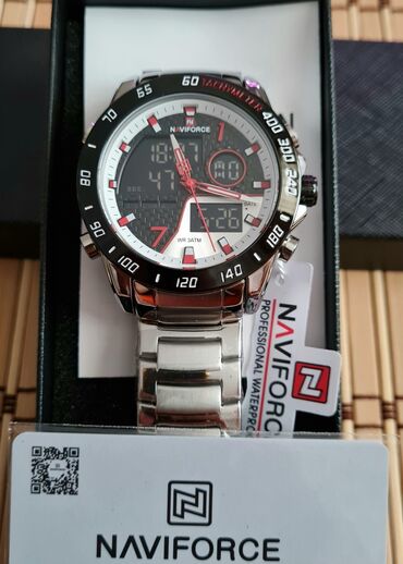 женские спортивные костюмы на синтепоне: Новый, Наручные часы, NaviForce, цвет - Черный