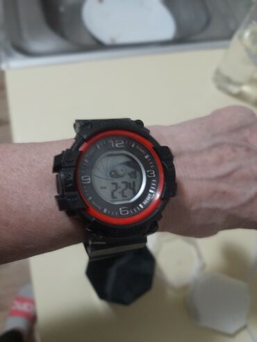 madison satovi: Sport watch, G-Shock, Male