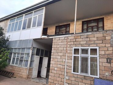 недвижимость в азербайджане: 8 комнат, 247 м², Есть кредит, Свежий ремонт